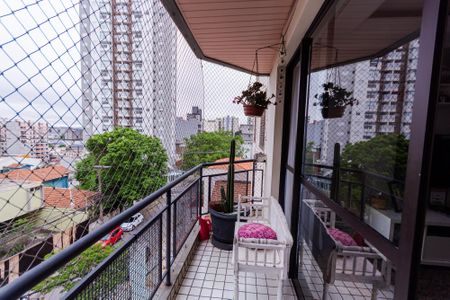 Apartamento à venda com 111m², 3 quartos e 2 vagas Apartamento à venda com 111m², 3 quartos e 2 vagasVaranda da Sala