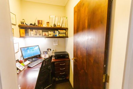 Apartamento à venda com 111m², 3 quartos e 2 vagas Apartamento à venda com 111m², 3 quartos e 2 vagasEscritório