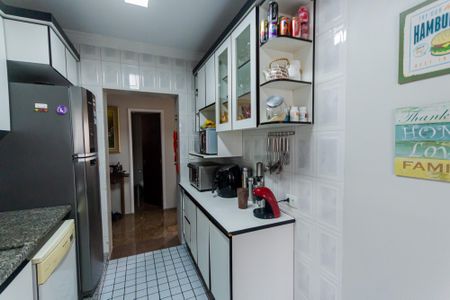 Apartamento à venda com 111m², 3 quartos e 2 vagas Apartamento à venda com 111m², 3 quartos e 2 vagasCozinha