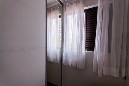 Apartamento à venda com 111m², 3 quartos e 2 vagas Apartamento à venda com 111m², 3 quartos e 2 vagasQuarto 2