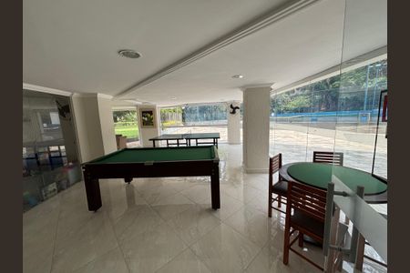 Apartamento à venda com 56m², 2 quartos e 1 vaga Apartamento à venda com 56m², 2 quartos e 1 vagaSalão de jogos