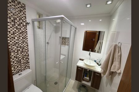 Apartamento à venda com 56m², 2 quartos e 1 vaga Apartamento à venda com 56m², 2 quartos e 1 vagaBanheiro