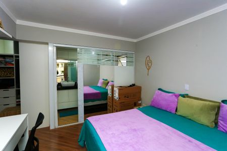 Apartamento à venda com 112m², 3 quartos e 2 vagas Apartamento à venda com 112m², 3 quartos e 2 vagasSuíte