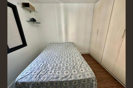 Foto 04 de apartamento à venda com 3 quartos, 100m² em Vila Olímpia, São Paulo