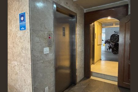 Apartamento à venda com 97m², 2 quartos e 1 vaga Apartamento à venda com 97m², 2 quartos e 1 vagaÁrea comum