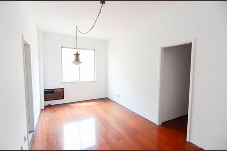 Sala de apartamento para alugar com 2 quartos, 64m² em Tijuca, Rio de Janeiro