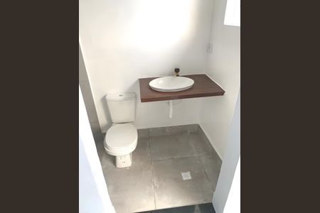 Casa para alugar com 2 quartos, 160m² em Vila Cordeiro, São Paulo