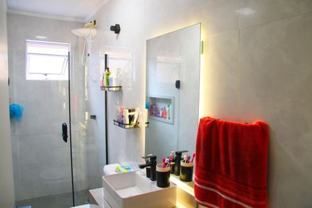 Casa à venda com 120m², 2 quartos e 2 vagasBanheiro Social 01