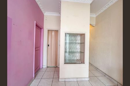 Apartamento à venda com 70m², 1 quarto e sem vaga Apartamento à venda com 70m², 1 quarto e sem vagaSala