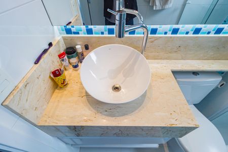 Apartamento à venda com 124m², 3 quartos e 2 vagas Apartamento à venda com 124m², 3 quartos e 2 vagasBanheiro da Suíte 2