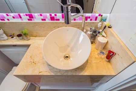 Apartamento à venda com 124m², 3 quartos e 2 vagas Apartamento à venda com 124m², 3 quartos e 2 vagasBanheiro da Suíte