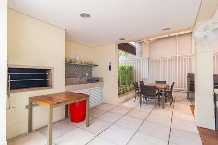 Apartamento à venda com 124m², 3 quartos e 2 vagas Apartamento à venda com 124m², 3 quartos e 2 vagasChurrasqueira