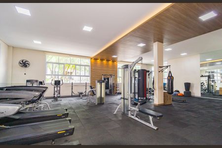 Apartamento à venda com 124m², 3 quartos e 2 vagas Apartamento à venda com 124m², 3 quartos e 2 vagasÁrea comum - Academia