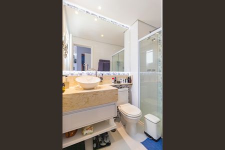 Apartamento à venda com 124m², 3 quartos e 2 vagas Apartamento à venda com 124m², 3 quartos e 2 vagasBanheiro da Suíte 3