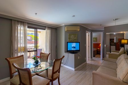 Sala de apartamento à venda com 2 quartos, 28m² em Vila Olímpia, São Paulo