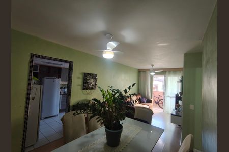 Apartamento à venda com 72m², 2 quartos e 1 vagaSala