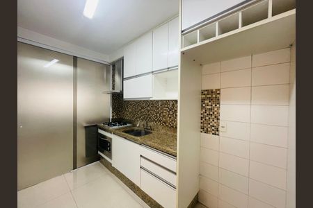 Apartamento à venda com 103m², 3 quartos e 2 vagas Apartamento à venda com 103m², 3 quartos e 2 vagasCozinha