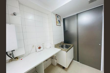 Apartamento à venda com 103m², 3 quartos e 2 vagas Apartamento à venda com 103m², 3 quartos e 2 vagasÁrea de Serviço