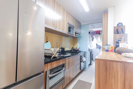 Apartamento à venda com 98m², 3 quartos e 2 vagas Apartamento à venda com 98m², 3 quartos e 2 vagasCozinha e Área de Serviço