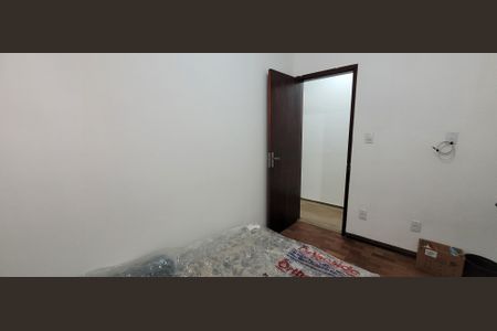 Quarto 1 de casa para alugar com 2 quartos, 50m² em Santa Lucia, Betim