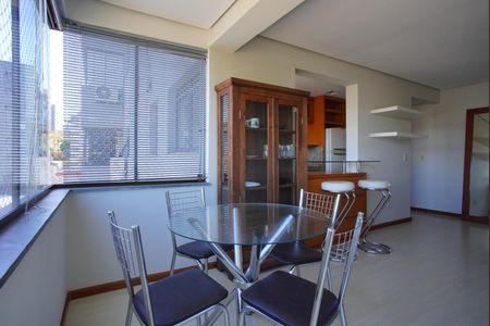Apartamento para alugar com 65m², 2 quartos e 1 vagaSala