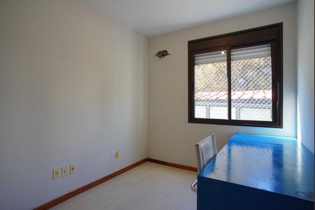 Quarto 1 de apartamento para alugar com 2 quartos, 65m² em Petrópolis, Porto Alegre