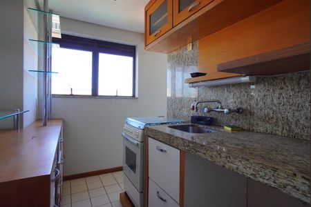 Apartamento para alugar com 65m², 2 quartos e 1 vagaCozinha e Área de Serviço