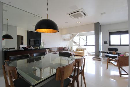 Sala de apartamento à venda com 3 quartos, 215m² em Moema, São Paulo