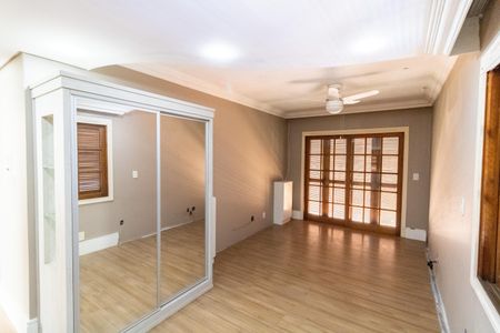 Casa de condomínio à venda com 504m², 4 quartos e 8 vagas Casa de condomínio à venda com 504m², 4 quartos e 8 vagasSuíte 3