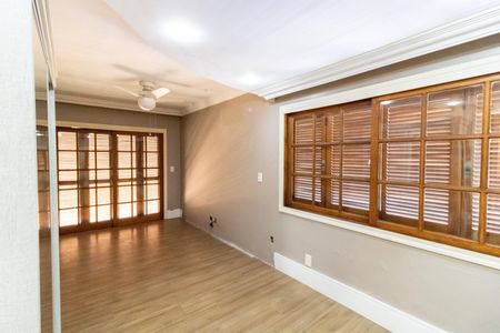 Casa de condomínio à venda com 504m², 4 quartos e 8 vagas Casa de condomínio à venda com 504m², 4 quartos e 8 vagasSuíte 3