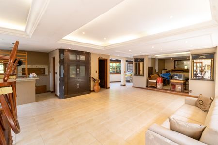 Casa de condomínio à venda com 504m², 4 quartos e 8 vagas Casa de condomínio à venda com 504m², 4 quartos e 8 vagasChurrasqueira