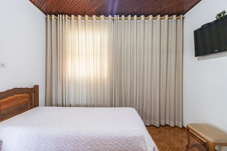 Casa à venda com 161m², 2 quartos e 7 vagas Casa à venda com 161m², 2 quartos e 7 vagasQuarto 2