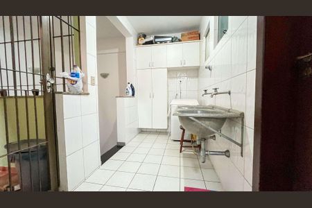 Casa à venda com 418m², 3 quartos e 4 vagas