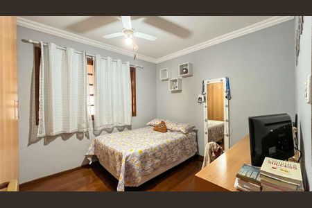 Casa à venda com 3 quartos, 418m² em Palmares, Belo Horizonte