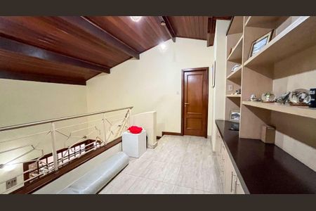 Casa à venda com 418m², 3 quartos e 4 vagas