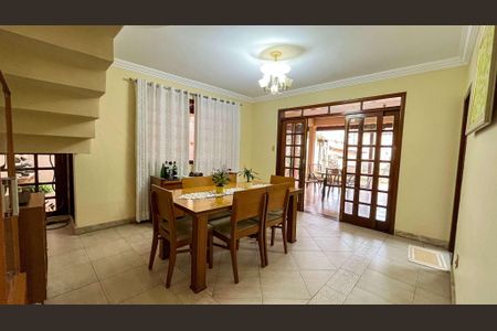 Casa à venda com 3 quartos, 418m² em Palmares, Belo Horizonte