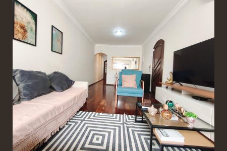 Sala de casa à venda com 4 quartos, 250m² em Vila Granada, São Paulo