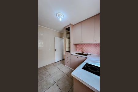 Apartamento à venda com 68m², 2 quartos e 1 vagaCozinha