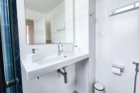 Apartamento para alugar com 400m², 6 quartos e sem vaga Apartamento para alugar com 400m², 6 quartos e sem vagaBanheiro Social 2