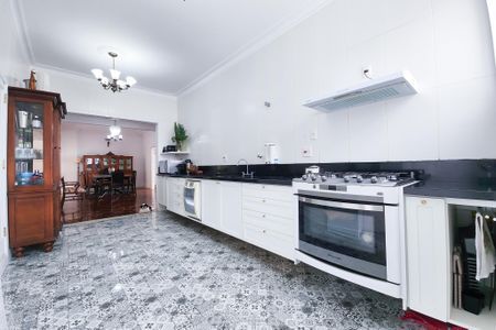 Apartamento para alugar com 400m², 6 quartos e sem vaga Apartamento para alugar com 400m², 6 quartos e sem vagaCozinha