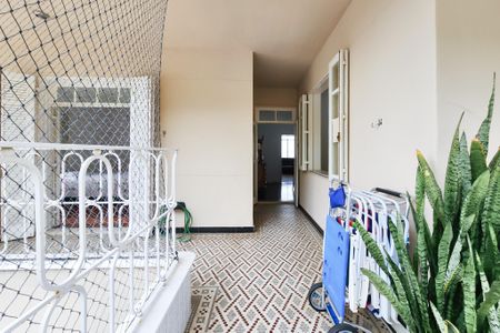 Apartamento para alugar com 400m², 6 quartos e sem vaga Apartamento para alugar com 400m², 6 quartos e sem vagaÁrea Externa