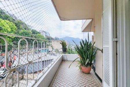 Apartamento para alugar com 400m², 6 quartos e sem vaga Apartamento para alugar com 400m², 6 quartos e sem vagaÁrea Externa