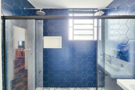 Apartamento para alugar com 400m², 6 quartos e sem vaga Apartamento para alugar com 400m², 6 quartos e sem vagaBanheiro Social 2