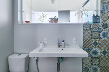 Apartamento para alugar com 400m², 6 quartos e sem vaga Apartamento para alugar com 400m², 6 quartos e sem vagaBanheiro Social 1