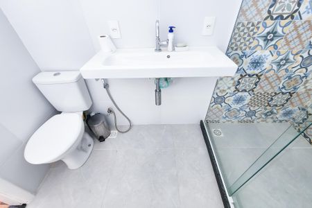 Apartamento para alugar com 400m², 6 quartos e sem vaga Apartamento para alugar com 400m², 6 quartos e sem vagaBanheiro Social 1