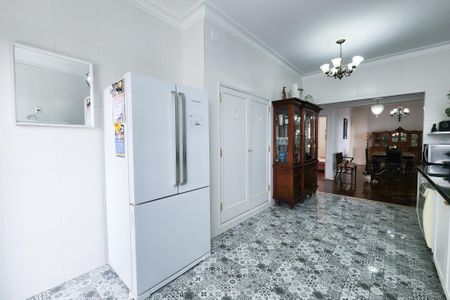Apartamento para alugar com 400m², 6 quartos e sem vaga Apartamento para alugar com 400m², 6 quartos e sem vagaCozinha