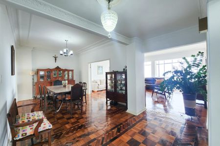 Apartamento para alugar com 400m², 6 quartos e sem vaga Apartamento para alugar com 400m², 6 quartos e sem vagaSala de Jantar