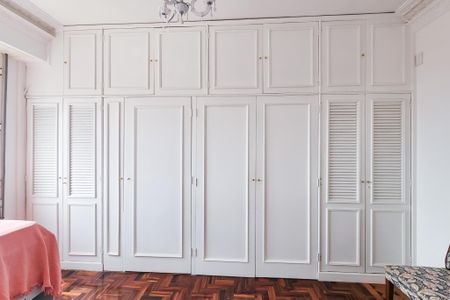 Apartamento para alugar com 400m², 6 quartos e sem vaga Apartamento para alugar com 400m², 6 quartos e sem vagaQuarto 5