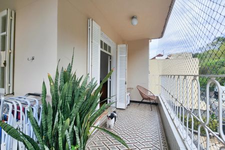 Apartamento para alugar com 400m², 6 quartos e sem vaga Apartamento para alugar com 400m², 6 quartos e sem vagaÁrea Externa