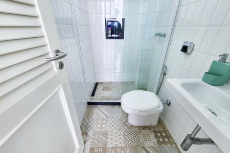 Apartamento para alugar com 400m², 6 quartos e sem vaga Apartamento para alugar com 400m², 6 quartos e sem vagaBanheiro de Serviço